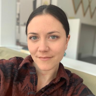 (She/her) Business Owner, Yoga Teacher, Un-Retired Ultimate Player. If it stretches my mind I'm into it.