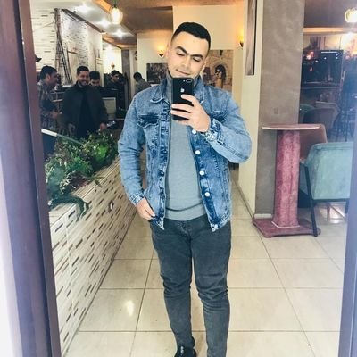 تهيب لنا الهيبه و نحن لا نهاب الا الله 👮♂️
.❤
.🕋
.🚔
.✈
🥂
🎲⚖
👑
لو بالدراع انا ابن وزارة الدفاع 👮♂️💪