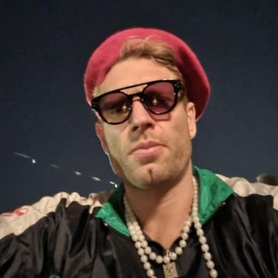 PeteTheSlippery Profile Picture