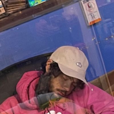 rasecasle's profile picture. 