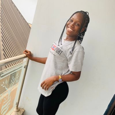 M a nurse🧑🏽⚕️🧑🏽⚕️🧑🏽⚕️,a simple girl trying to live her best💕💕💕💕💕💕