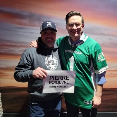 National crane employee, rider fan, pats fan, Vegas fan, proud father of a spunky li'l girl and a cool li'l guy