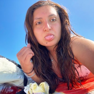 ni_contreras's profile picture. 🤍🌊☀️🌴🐚⚓✈️♒