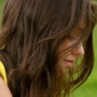 emilydryden_'s profile picture. 