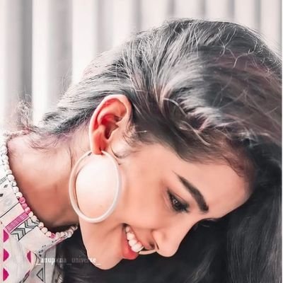 Niharika158's profile picture. Exploring new things 🚀