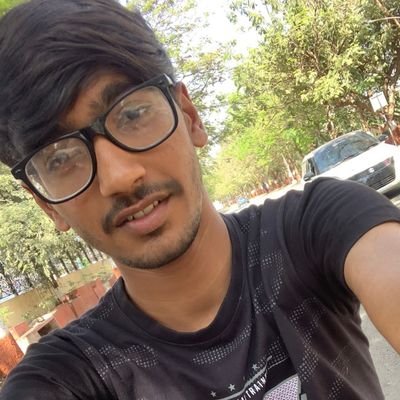 Rajiyoo2's profile picture. 100% follow back milega ❤️