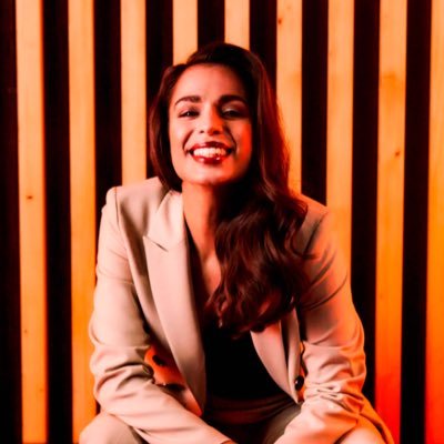 jennyjeromin's profile picture. Eine Ruhrpottlerin in München. Erzählt schlechte Witze. Moderiert im Radio und vor Kameras @wdr Lokalzeit & @deinpuls | Bayerischer Rundfunk