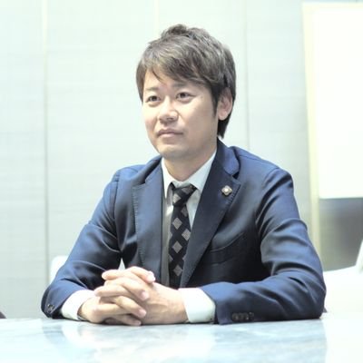 【さむらい行政書士法人】
\ビザVISA業務 : 月300超/
帰化・永住・国際結婚など🇯🇵
就労・経営管理ビザ全てサポート
↓ 無料相談(連絡先)LINE ↓