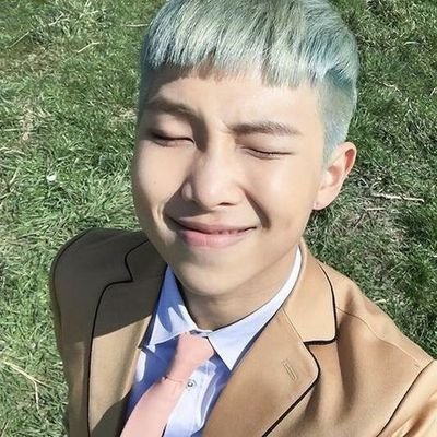 onlymefin's profile picture. 