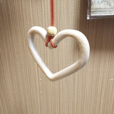 sei54692900's profile picture. 何の取り柄もない熟女大好きおっさんです
身長184cm体重70kgの元気なオスです。
趣味でハンドメイドの木製アクセサリー作ってます( ･`д･´)