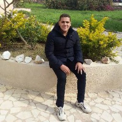 OmarSal00425156's profile picture. programming