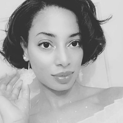 June 22 ♋
Make Yourself Happy ~ Food is life
JWU '21 - Culinary Arts & FSM
IG - Artistic_amy2468