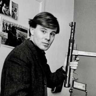 Rymdsonden's profile picture. Lokal loser med intresse för: Det stora kriget, Kalla kriget, Vietnam, Ubåtsjakt, Jugendstil, Samhälle, Konst och en hel rad med en massa andra grejer