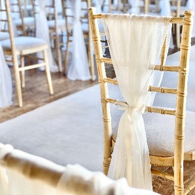 Let us take away the stress of set up and give your event that Wow Factor that your guests will be talking about for years to come!