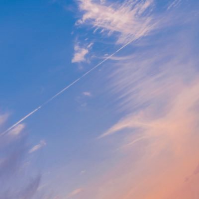 hotgirlssd's profile picture. 親愛的沒有關係，有一天我們會離開這裡。