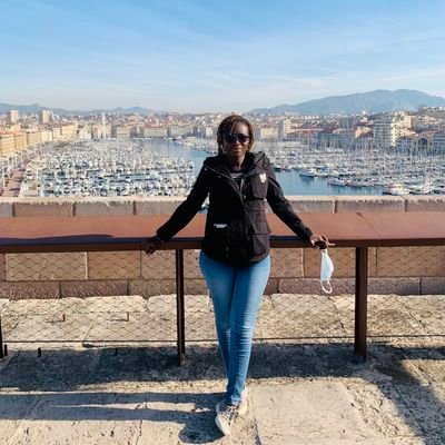 queenndio's profile picture. 