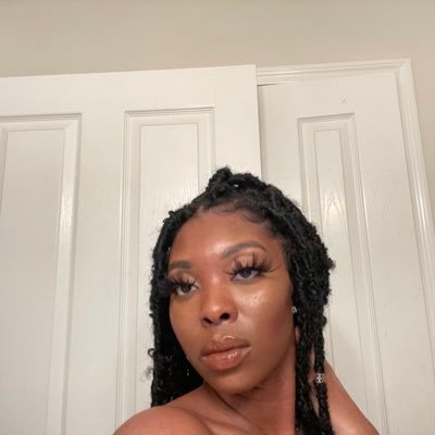 __Bombshell82's profile picture. ℋ𝓉𝓍📍 𝓇𝓊𝓉𝒽𝓁ℯ𝓈𝓈