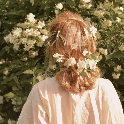 coeurxyeye's profile picture. 🌧️🍦⸝⸝🍒  🪉🧘🏻‍♀️🕯️