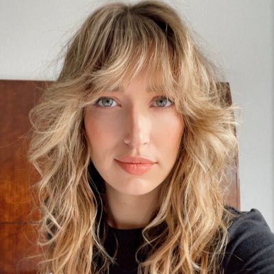 AshleyMooney's profile picture. President at Simply Organic Beauty / Sélénite 🌔 / Optimization Overlord / Cat Herder