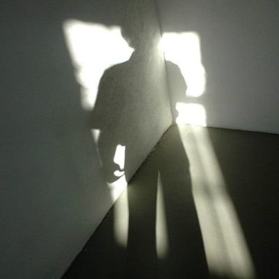 deleted_shira's profile picture. ...