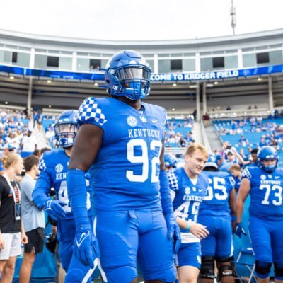 H U N T S V I L L E, AL📍🏚  256🛫859 Defensive Tackle @ukfootball LLTRYL🕊