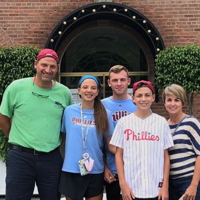 giordano_gene's profile picture. Fruit and produce man of the stars!