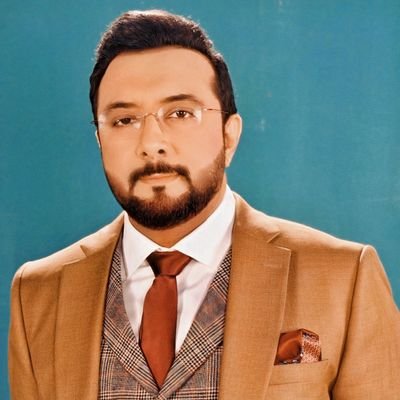 Anchor @ARYNEWSOFFICIAL. Columnist & Lawyer. loves Books, Poetry, Music, Movies & Halqa-e-Yaraan :).. P.S: Hashtags and likes are not necessarily endorsements.