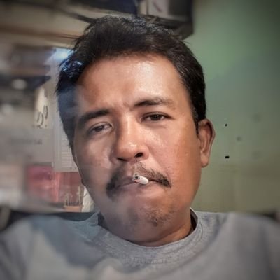 sharbendjie's profile picture. Orang Selayar | admin @kampungpenyu | #saveourseas #saveturtles | email : sharben.106@gmail.com