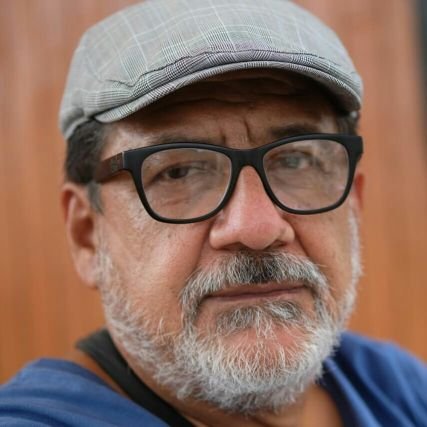 javierlayana's profile picture. Profesor de Matemática
 https://t.co/S36RdqgLtK