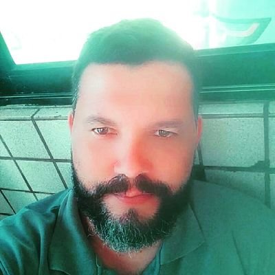 Graduado em Geografia pela Uerj-pai do Cauã.
Carioca que não gosta de calor-
torcedor do @flamengo