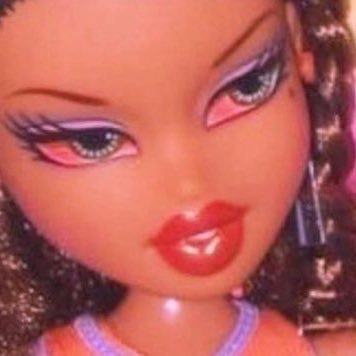 lola_rxx's profile picture. 19 | she/her | a naughty little slut who wants to bite daddy’s dick off