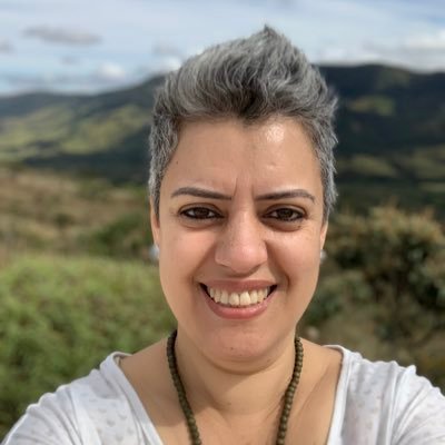 Formada em Seguros e Pos Graduada em Didática do Ensino Superior. Eterna Estudante.... curiosa por natureza ✨️