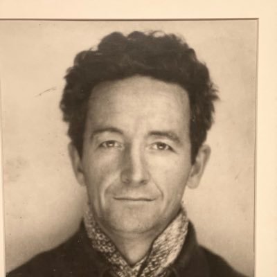 lolnotacop's profile picture. Scholar at large