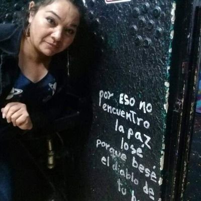 SandraF40856172's profile picture. alegre