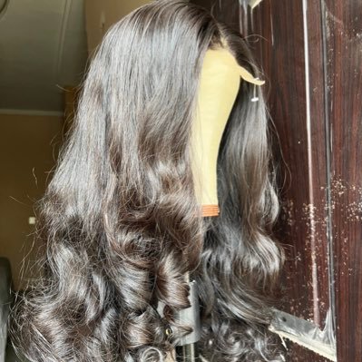 I sell luxury hairs at very affordable prices .