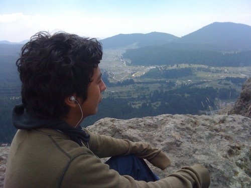 jsmnlgrctrrs's profile picture. Pues creo que en 160 caracteres no me describo... me gusta el tenis, futbol y ver el lento pasar de las nubes.