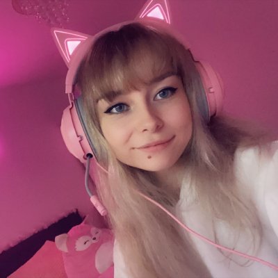 variety (Genshin) streamer ♡ 22 ♓︎ ♡ yae miko enthusiast ♡ socials linked below https://t.co/6CJgQ4Wx7U