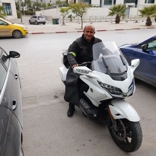 Bachir32922044's profile picture. Bachir