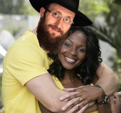 Exposing the secret relationship between blacks and jews.