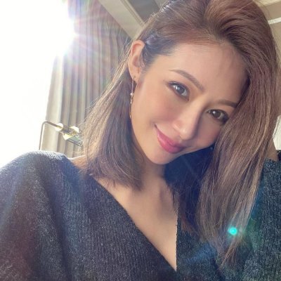 CarrieH76184193's profile picture. Have faith, called the sun.