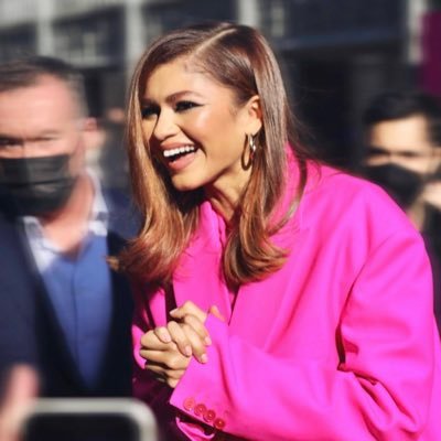 dayascenes's profile picture. ABSOLUTELY!