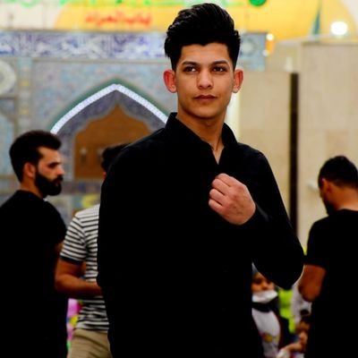 تكون سعاده لك واحدك ان لا أحد يتدخل في امورك الشخصيه