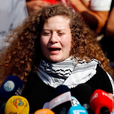 I am a person who defends Palestine and loves humanity for the whole world. We do not distinguish between anyone. My goal is to draw a smile on the faces of chi