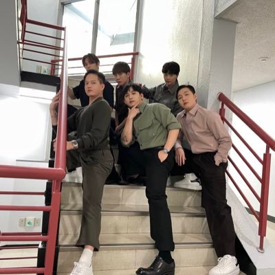 flower_Leecs's profile picture. 내가 살아가는 이유 👉 @LeeCS_BTOB /2016.09.11 ~ ing /