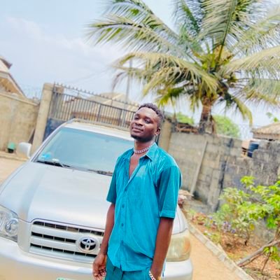 Clinton25348141's profile picture. 