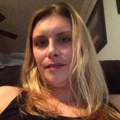 Rose11801311's profile picture. 