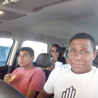 ezetec43's profile picture. A cana trilha da não quebrará  nem apagará o pavio que fumega