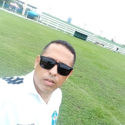 Emerson_Vaz75's profile picture. Brasileiro conservador, pedagogo, apaixonado por futebol e que ama sua família. Alcançando os meus objetivos graças a Deus...
