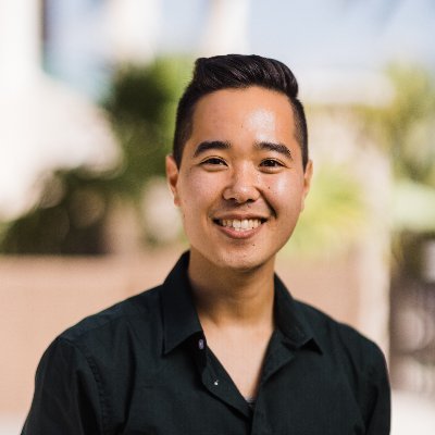 KiyoshijHayashi's profile picture. Violinist | Health & Life Coach | I help young musicians develop the entrepreneurial skills necessary to design meaningful and sustainable careers