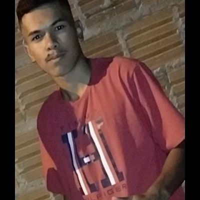 Paraguaçu Paulista
(18) 997780109 🙃
05/08 🥳
Leão ♌
Corinthians ❤️